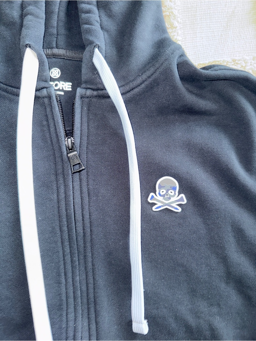 NWOT G/FORE Skull & Ts Full Zip Golf Hoodie size S - Picture 2 of 4
